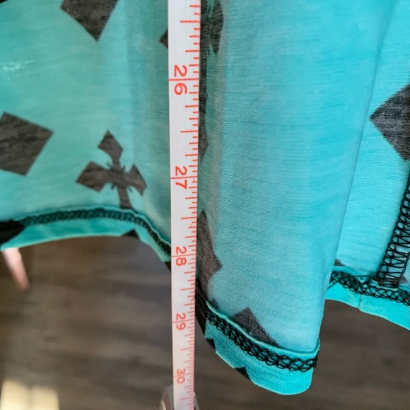 Turquoise T-shirt style tunic with cross and lace detail top LG-XL - Picture 6 of 10